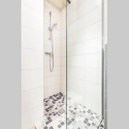 Historic Center - Petite Venise Apartment